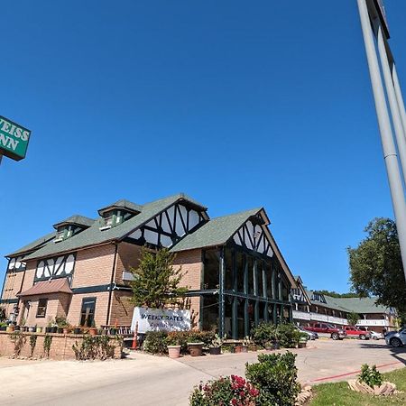 Edelweiss Inn นิวบราวน์เฟลส์ ภายนอก รูปภาพ