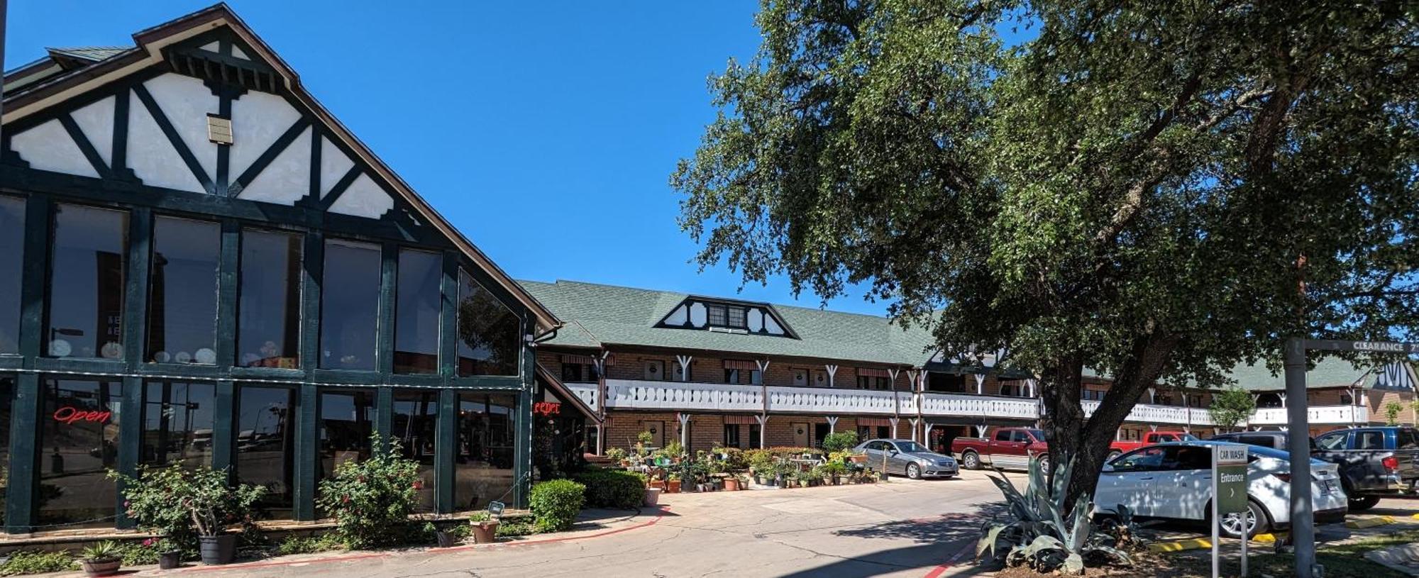 Edelweiss Inn นิวบราวน์เฟลส์ ภายนอก รูปภาพ